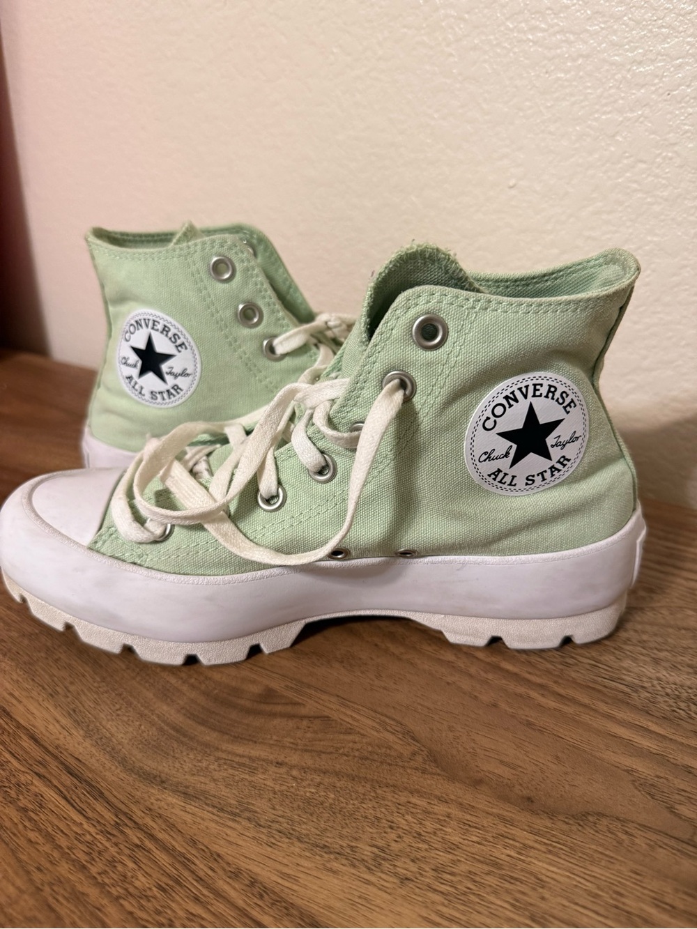 Converse mint green high tops size 7.5